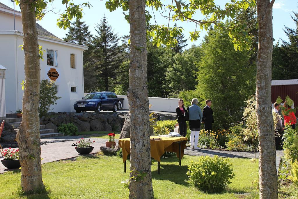 The Guesthouse By The Fjord Thingeyri ภายนอก รูปภาพ