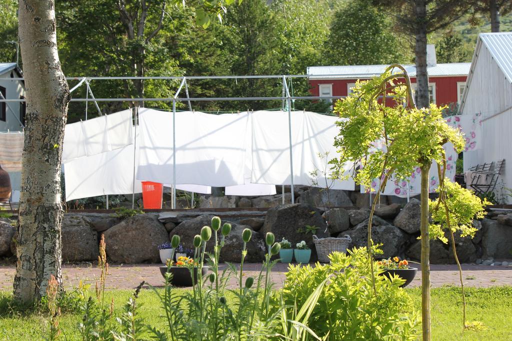The Guesthouse By The Fjord Thingeyri ภายนอก รูปภาพ